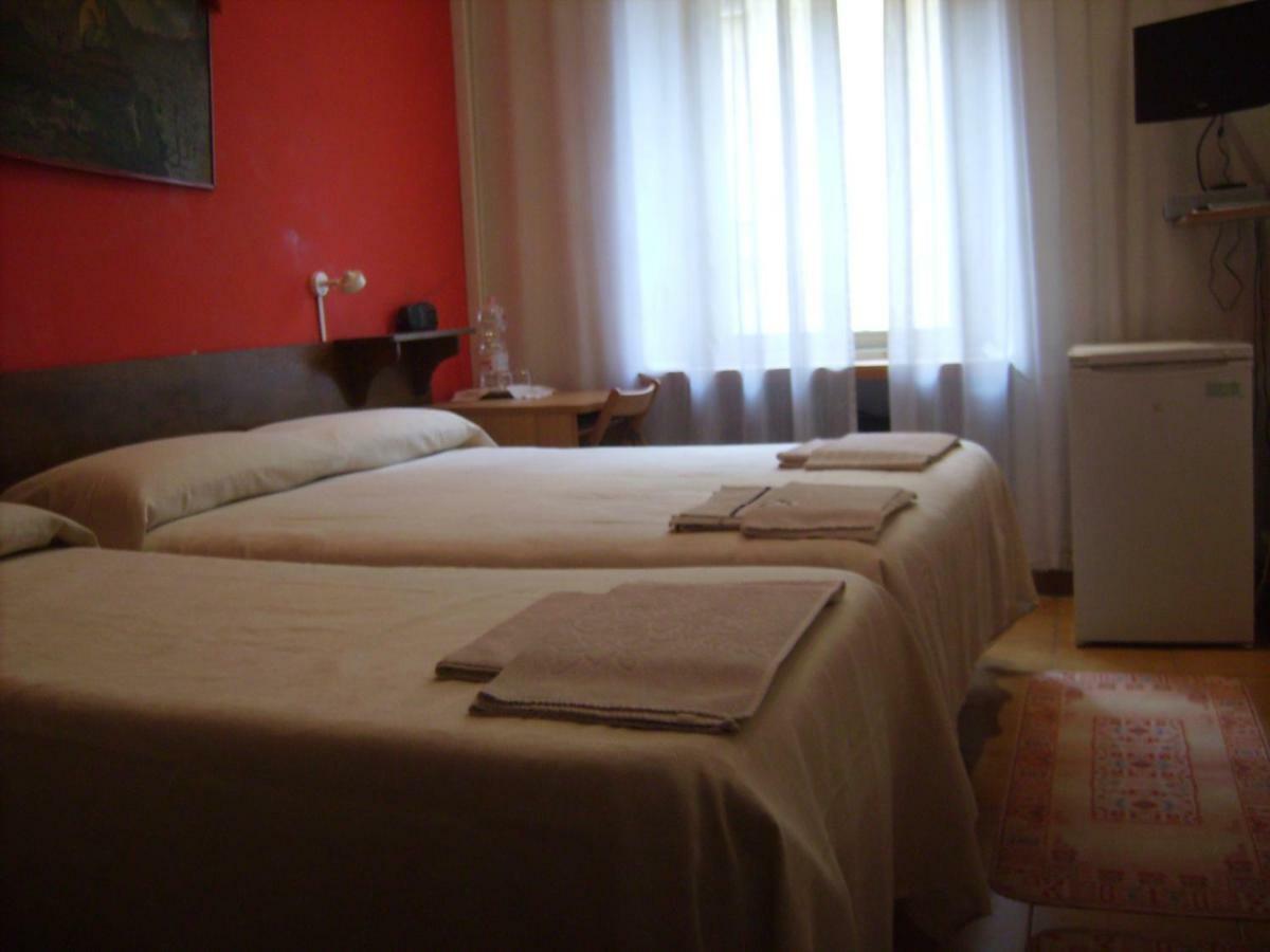 B&B Vaticanrooms Rome Bagian luar foto
